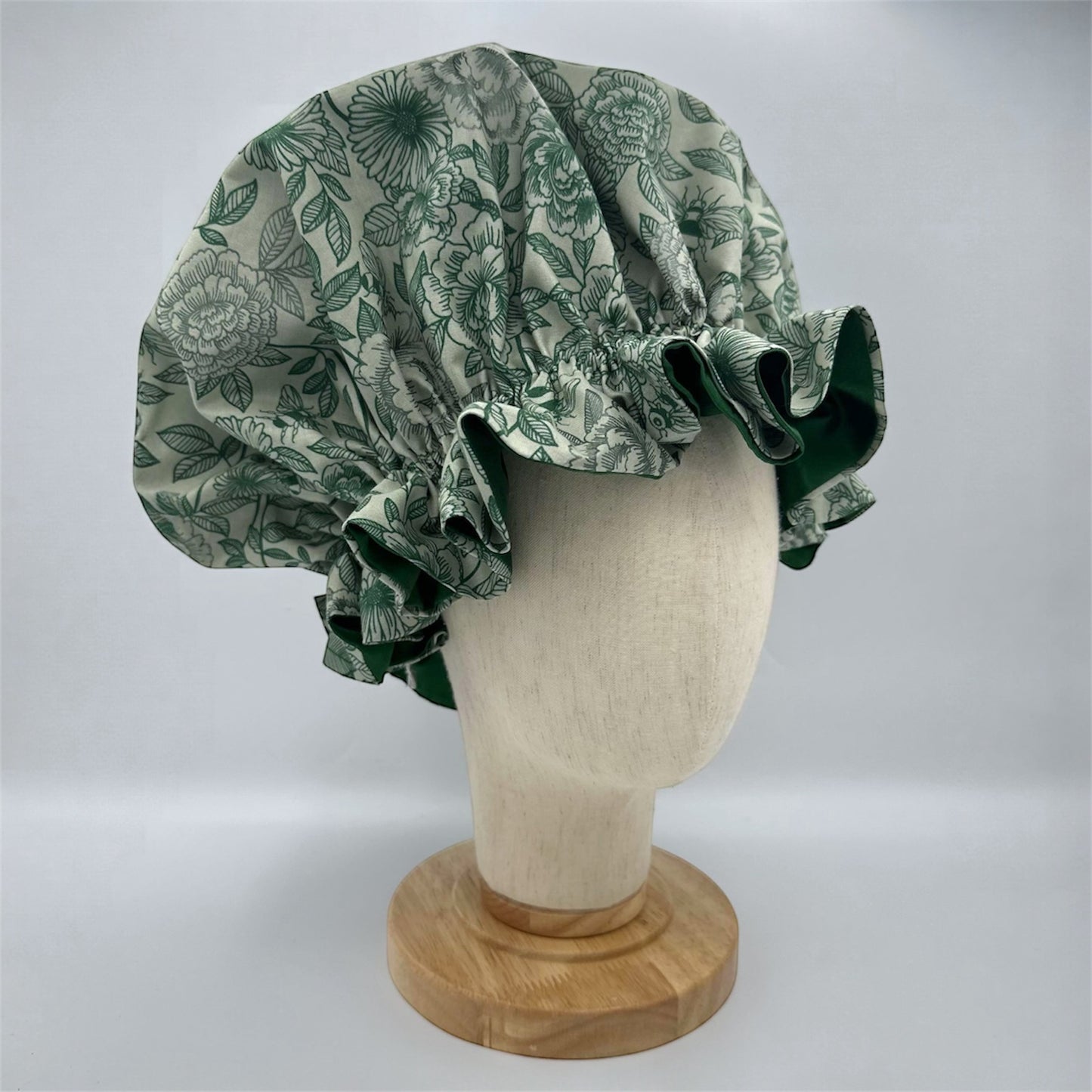 Green Bee Bonnet 100% Silk Lining